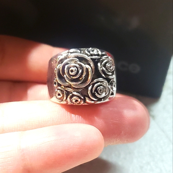 Roses Silver Ring - Picture 2 of 6